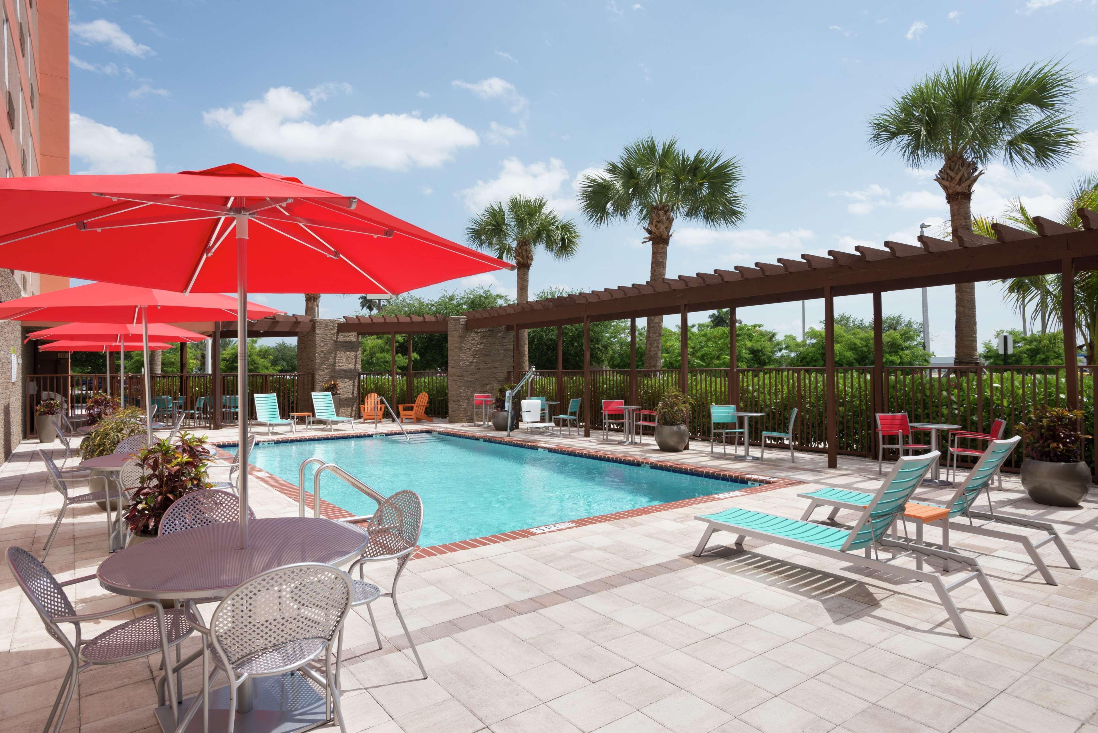Home2 Suites By Hilton Florida City Exterior foto